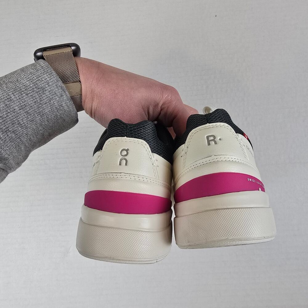 On Running The Roger Advantage Womens Size 7 Ivory Pink Sneakers Tennis Shoes - Picture 5 of 5